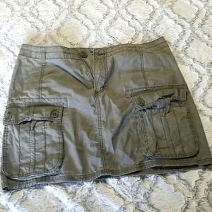 Gap size 10 skirt